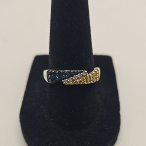 Elegant Gold and Blue And Yellow Diamond 0.47
